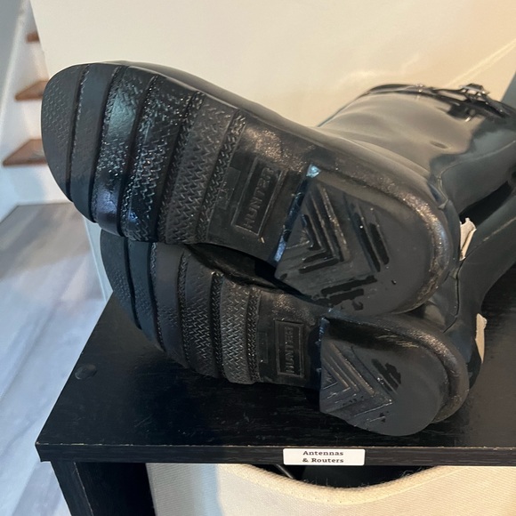 Hunter brand children’s rain boots shiny black US 2 - Picture 5 of 8